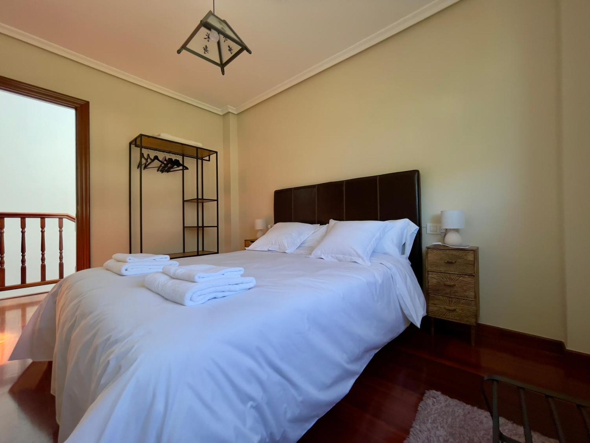 Villa Los Olivos Barcena de Cicero ภายนอก รูปภาพ
